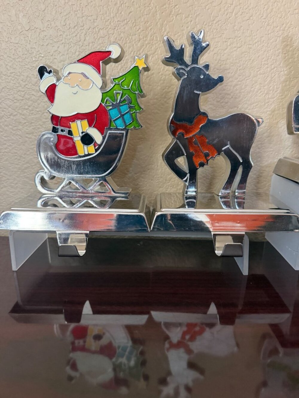 Santa Reindeer Christmas Stocking Holders Silver Tone Metal Set of 4 - Picture 12 of 14